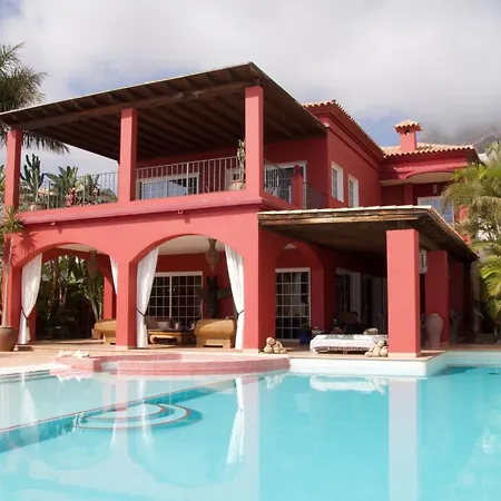 Red-house Villa Costa Adeje (Tenerife)