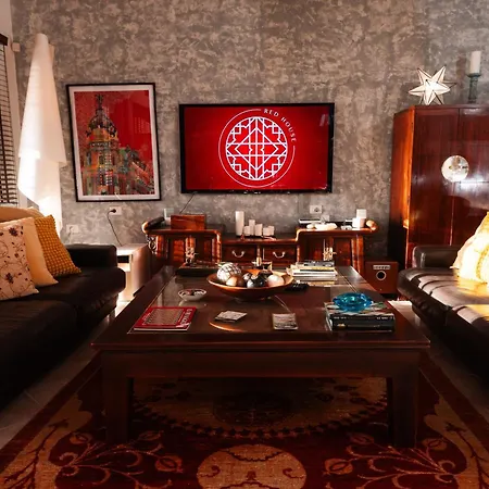 Red-house * Costa Adeje (Tenerife)