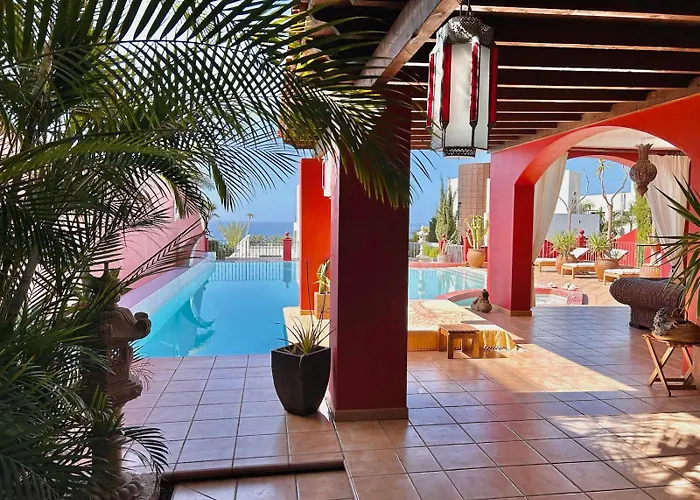 Red-house Villa Costa Adeje (Tenerife)