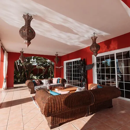 Red-house Villa *