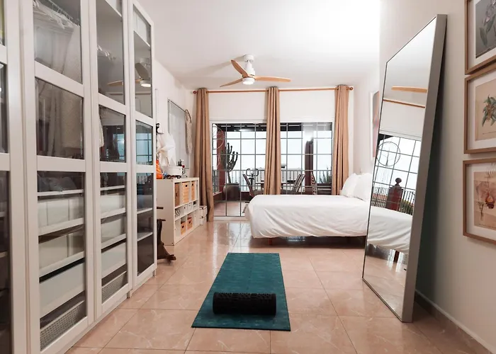 Villa Red-house Costa Adeje (Tenerife)